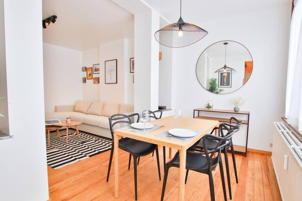Logement L'Echasseur A Jambes Namen Buitenkant foto